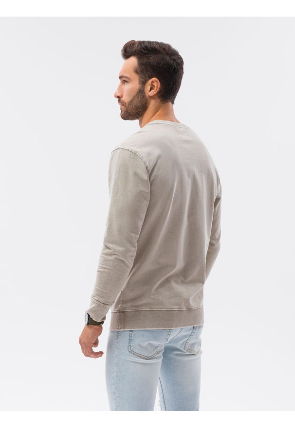 Ombre Clothing - Bluza męska bez kaptura bawełniana B1173 - beżowa - XXL. Typ kołnierza: bez kaptura. Kolor: beżowy. Materiał: bawełna. Wzór: aplikacja. Styl: klasyczny