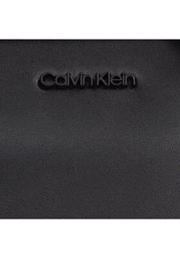 Calvin Klein Torba na laptopa Minimal Focus K50K511649 Czarny. Kolor: czarny. Materiał: skóra