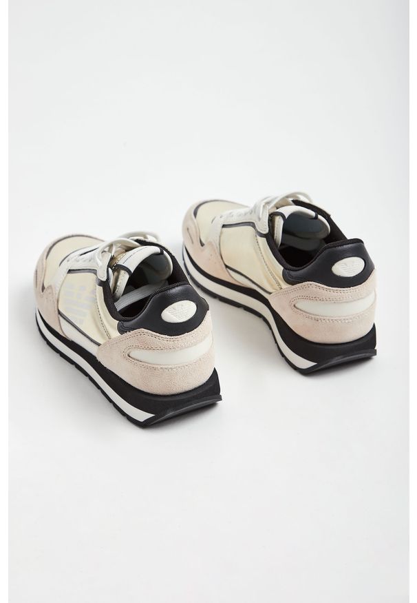 Emporio Armani - SNEAKERSY EMPORIO ARMANI. Zapięcie: sznurówki. Materiał: materiał. Szerokość cholewki: normalna. Wzór: aplikacja