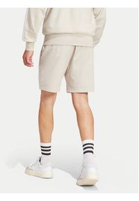 Adidas - adidas Szorty sportowe Essentials Linear JC9346 Beżowy Regular Fit. Kolor: beżowy. Materiał: bawełna. Styl: sportowy #4