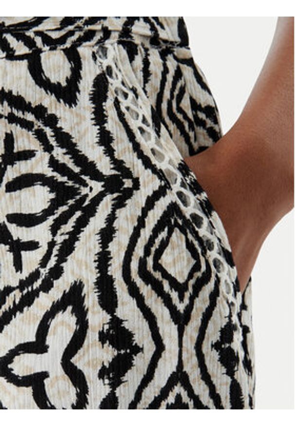 Vero Moda Szorty materiałowe Menny 10323630 Beżowy Regular Fit. Kolor: beżowy. Materiał: wiskoza