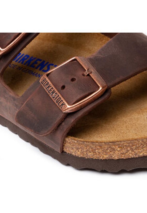 Birkenstock Klapki Arizona Bs 0452761 Brązowy. Kolor: brązowy. Materiał: nubuk, skóra