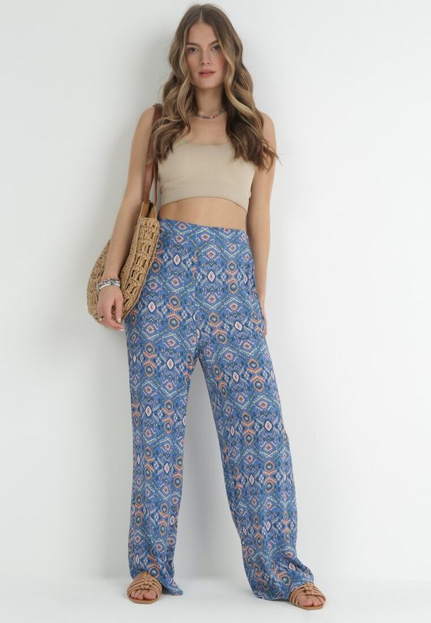 Born2be - Granatowe Wzorzyste Spodnie z Gumką w Pasie i Wysokim Stanem z Bawełny Marron. Stan: podwyższony. Kolor: niebieski. Materiał: bawełna. Sezon: wiosna, lato