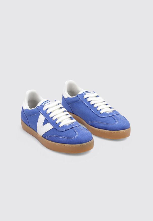 VICTORIA - Trenerzy Victoria Berlín Serraje Retro. Kolor: niebieski
