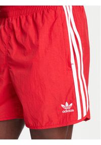 Adidas - adidas Szorty sportowe adicolor Classics Sprinter IU0771 Czerwony Regular Fit. Kolor: czerwony. Materiał: syntetyk. Styl: sportowy