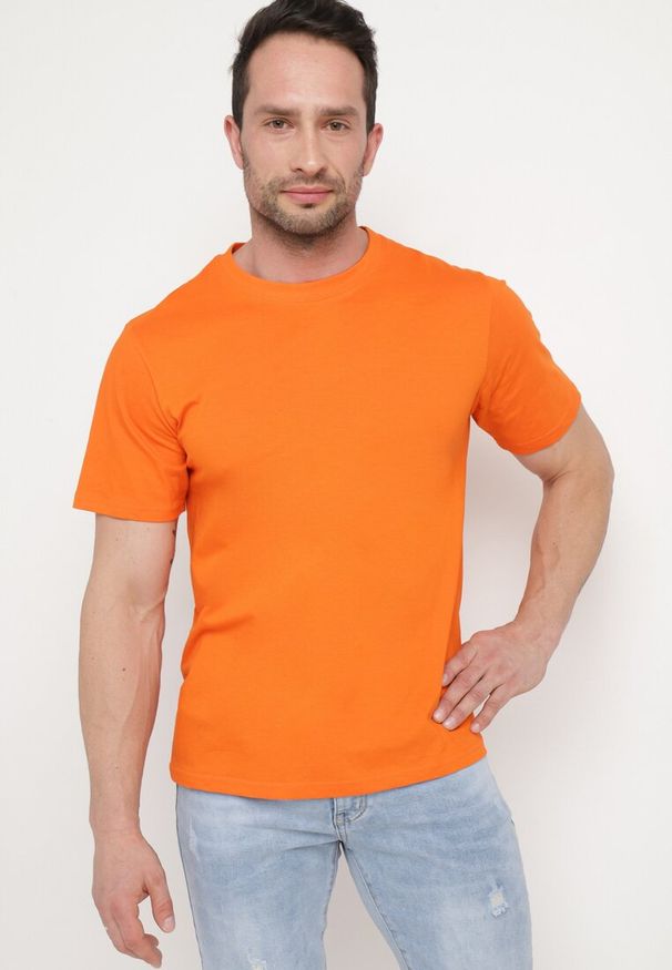 Born2be - Pomarańczowa Koszulka Avonmora. Kolor: pomarańczowy. Materiał: bawełna, jeans, dzianina. Długość rękawa: krótki rękaw. Długość: krótkie. Wzór: gładki