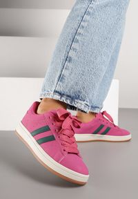 Born2be - Różowe Sneakersy z Ozdobnymi Paskami Rilanira. Okazja: na co dzień. Zapięcie: pasek. Kolor: różowy. Materiał: jeans. Wzór: paski