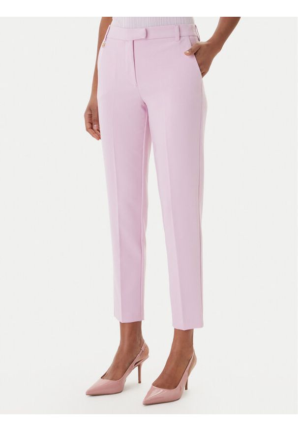 Fracomina Spodnie materiałowe FR26SV4002W42901 Różowy Slim Fit. Kolor: różowy. Materiał: syntetyk