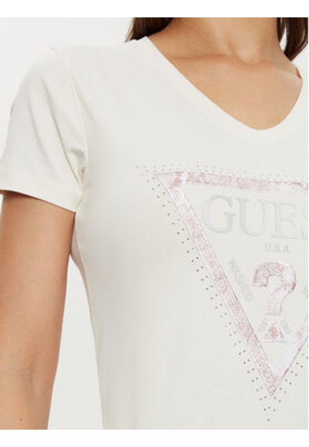 Guess T-Shirt W5RI21 J1314 Écru Regular Fit. Materiał: bawełna