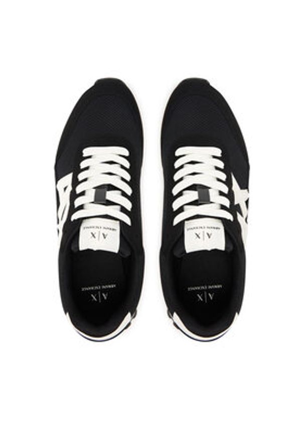 Armani Exchange Sneakersy XM001960 AF19388 MC024 Czarny. Kolor: czarny. Materiał: materiał