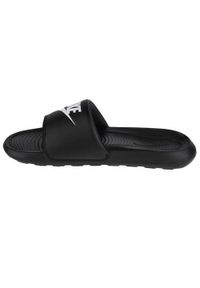 Klapki damskie Nike Victori One Slide. Okazja: na plażę. Kolor: czarny. Materiał: syntetyk, materiał. Styl: sportowy