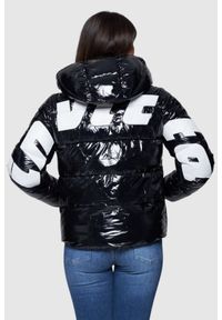 Invicta - INVICTA Błyszcząca krótka kurtka puchowa damska z kapturem, Rozmiar XS. Typ kołnierza: kaptur. Kolor: czarny. Materiał: puch. Długość: krótkie #2