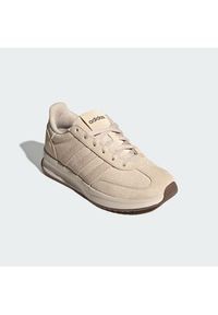 Adidas - adidas Sneakersy Run 70S 2.0 Shoes KJ7999 Beżowy jasny. Kolor: beżowy. Materiał: zamsz, skóra. Sport: bieganie #2