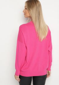 Born2be - Fuksjowy Gładki Sweter z Rękawami Typu Nietoperz Ralanevia. Okazja: do pracy, na co dzień. Kolor: różowy. Wzór: gładki. Styl: casual #4
