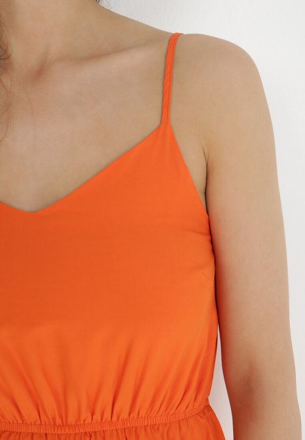 Born2be - Pomarańczowa Sukienka z Wiskozy Kephassa. Typ kołnierza: kołnierz z falbankami. Kolor: pomarańczowy. Materiał: wiskoza. Długość rękawa: na ramiączkach. Wzór: aplikacja. Typ sukienki: rozkloszowane. Styl: klasyczny