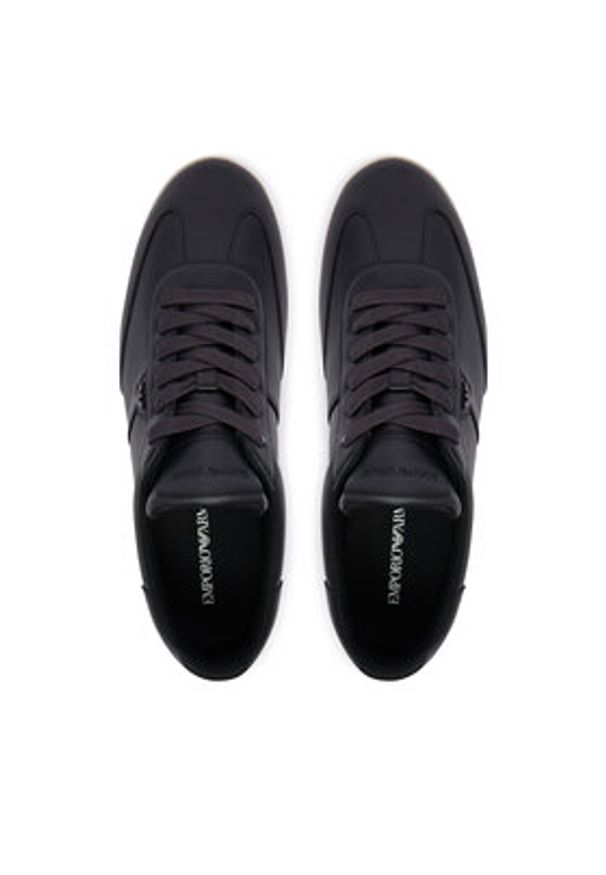 Emporio Armani Sneakersy EM003062 AF20004 UC001 Czarny. Kolor: czarny. Materiał: skóra
