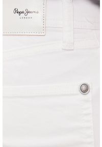 Pepe Jeans - Szorty Cane. Okazja: na co dzień. Kolor: biały. Materiał: tkanina. Wzór: gładki. Styl: casual #4