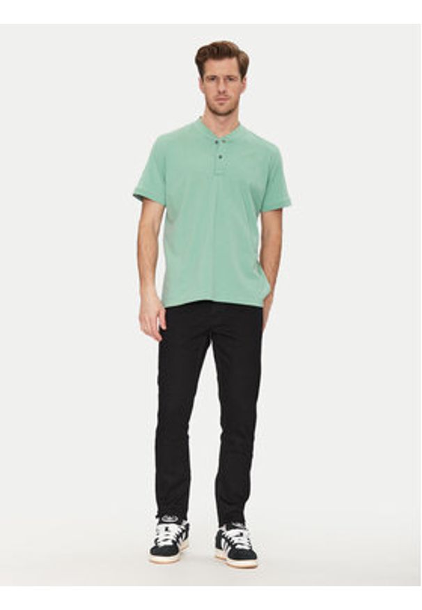 Blend Polo 20717858 Zielony Regular Fit. Typ kołnierza: polo. Kolor: zielony. Materiał: bawełna