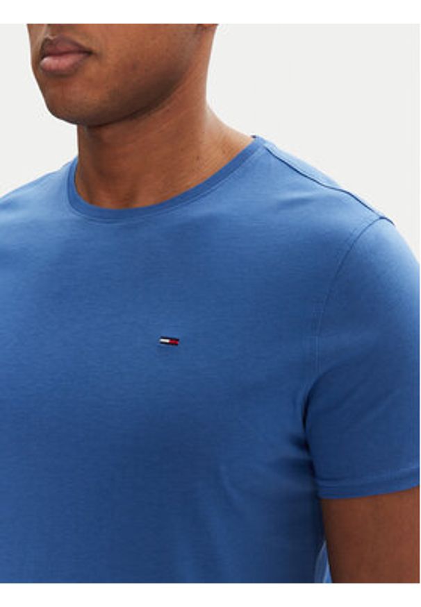 Tommy Jeans T-Shirt DM0DM04411 Niebieski Slim Fit. Kolor: niebieski. Materiał: bawełna
