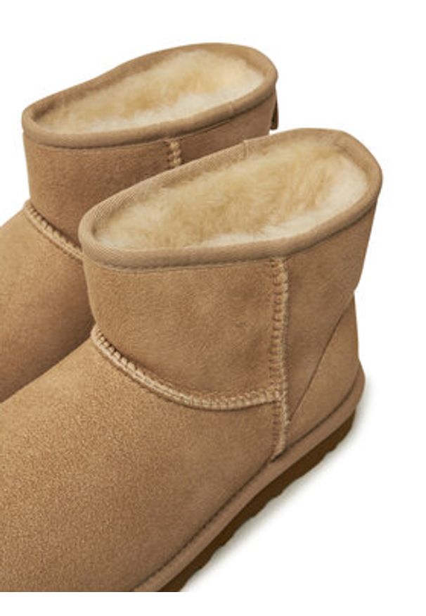 Ugg Śniegowce W Classic Mini II 1016222 Beżowy. Kolor: beżowy. Materiał: skóra