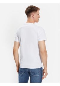 Pepe Jeans T-Shirt Ovingdean PM508946 Biały Regular Fit. Kolor: biały. Materiał: bawełna