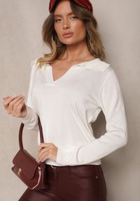 Renee - Biały Sweter z Wiskozą i Ozdobnym Kołnierzykiem Ceaola. Okazja: na co dzień, na spotkanie biznesowe, do pracy. Kolor: biały. Materiał: wiskoza. Styl: biznesowy, casual #3