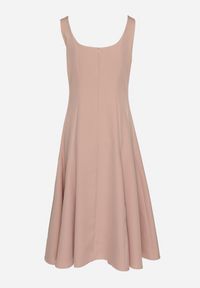 Born2be - Różowa Klasyczna Sukienka o Rozkloszowanym Kroju Delure. Okazja: na imprezę. Typ kołnierza: dekolt kwadratowy. Kolor: różowy. Wzór: aplikacja. Styl: klasyczny #5