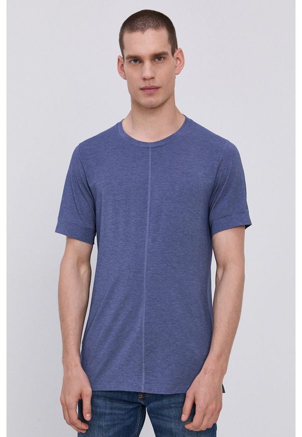 Nike - T-shirt. Okazja: na co dzień. Kolor: niebieski. Materiał: tkanina, dzianina, skóra, włókno. Wzór: gładki. Styl: casual