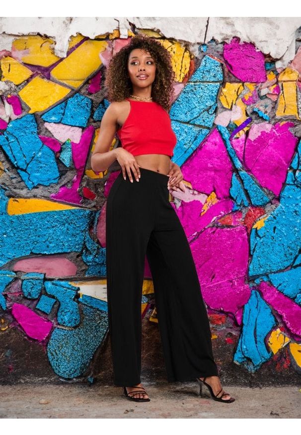 Sinsay - Spodnie wide leg - czarny. Kolor: czarny. Materiał: materiał, włókno