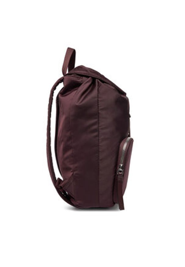 Calvin Klein Plecak Pocket Nylon Flap Backpack LV04F3133G Bordowy. Kolor: czerwony. Materiał: materiał