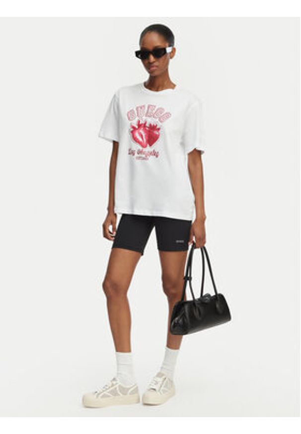 Guess T-Shirt V6GI14 K2981 Biały Relaxed Fit. Kolor: biały. Materiał: bawełna