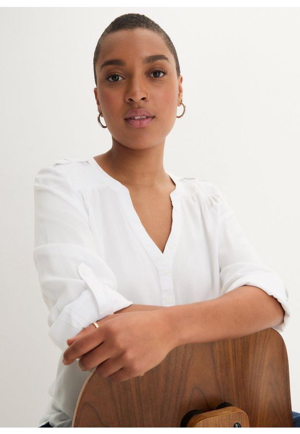 bonprix - Bluzka tunikowa z miękkiej wiskozy. Kolor: biały. Materiał: wiskoza. Długość rękawa: długi rękaw. Długość: długie