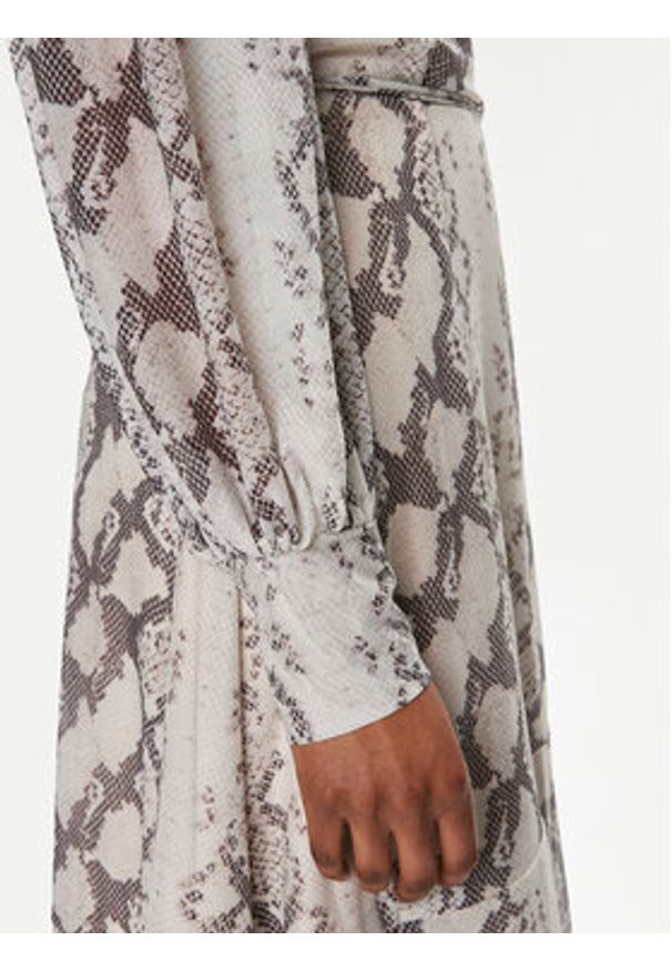 Bruuns Bazaar Sukienka codzienna Nora BBW3497 Beżowy Relaxed Fit. Okazja: na co dzień. Kolor: beżowy. Materiał: syntetyk. Typ sukienki: proste. Styl: casual