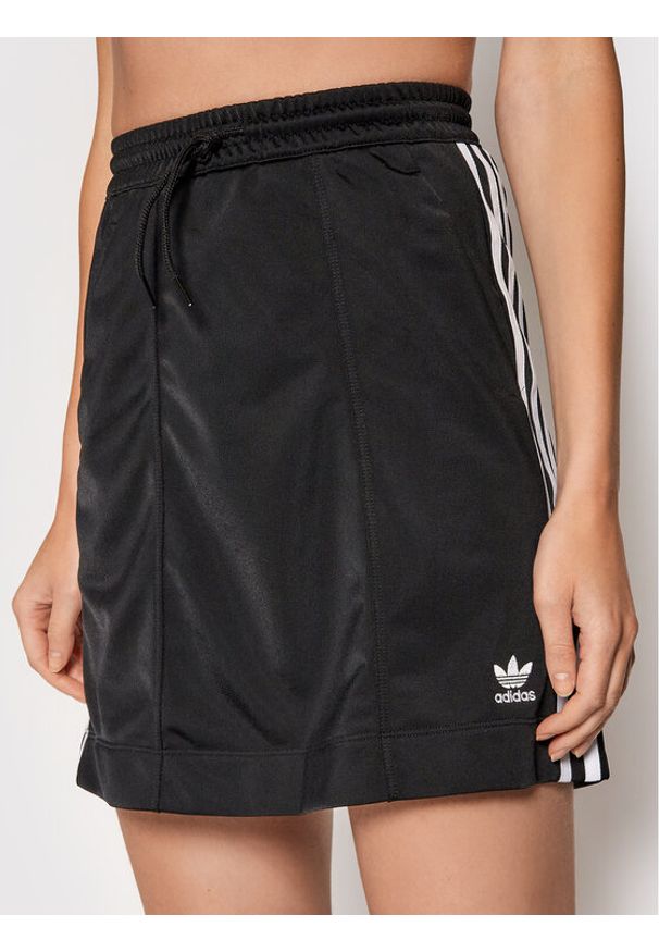 Adidas - adidas Spódnica mini adicolor Classics Tricot H37774 Czarny Regular Fit. Kolor: czarny. Materiał: syntetyk