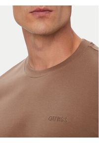 Guess T-Shirt Z6YI23 K5025 Brązowy Regular Fit. Kolor: brązowy. Materiał: bawełna #5