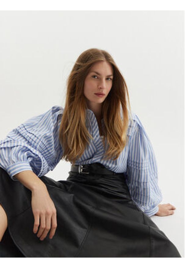 Munthe Koszula Trudie 243102824334 Niebieski Relaxed Fit. Kolor: niebieski. Materiał: syntetyk