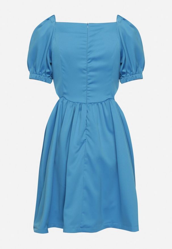 Born2be - Niebieska Sukienka Mini Rozkloszowana z Dekoltem Ozdobionym Cyrkoniami i Wycięciami po Bokach Delphira. Kolor: niebieski. Wzór: aplikacja. Typ sukienki: rozkloszowane. Długość: mini