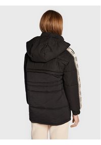 Guess Kurtka zimowa 4G V2BL09 WF330 Czarny Regular Fit. Kolor: czarny. Materiał: syntetyk, bawełna. Sezon: zima