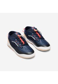 Buty sportowe dla dzieci Decathlon waterproof. Kolor: czerwony, pomarańczowy, niebieski, wielokolorowy, beżowy. Materiał: poliester, kauczuk. Sport: turystyka piesza