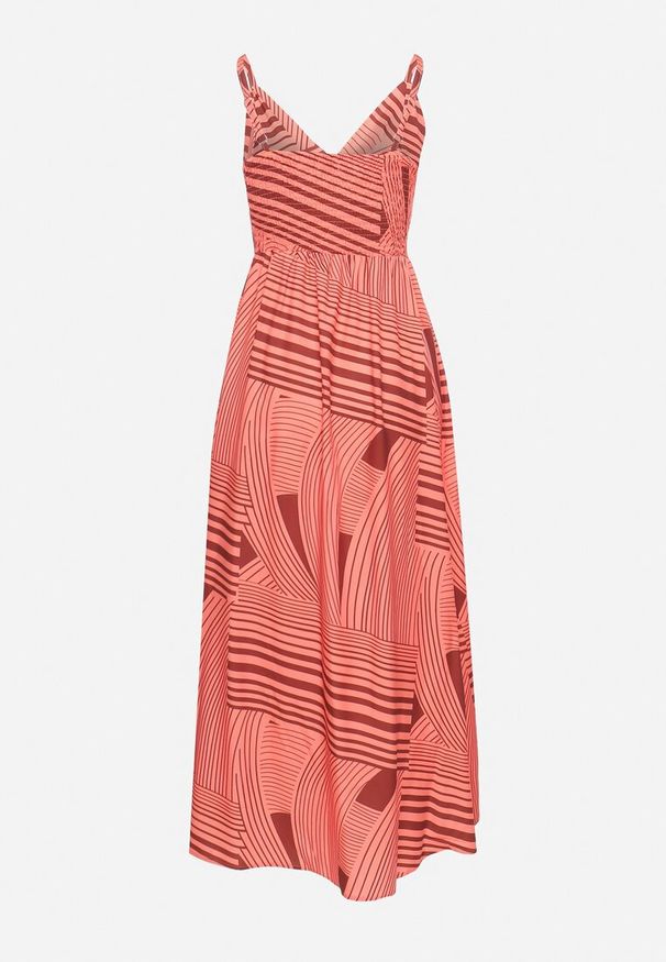 Born2be - Różowa Sukienka z Kopertowym Dekoltem na Regulowanych Ramiączkach z Rozcięciami Jatila. Okazja: na co dzień. Typ kołnierza: dekolt kopertowy. Kolor: różowy. Długość rękawa: na ramiączkach. Typ sukienki: kopertowe. Styl: casual