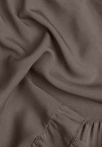 Renee - Ciemnozielone Szorty Agathima. Okazja: na co dzień. Kolor: zielony. Materiał: wiskoza. Długość: krótkie. Wzór: aplikacja, nadruk, gładki. Styl: casual #6