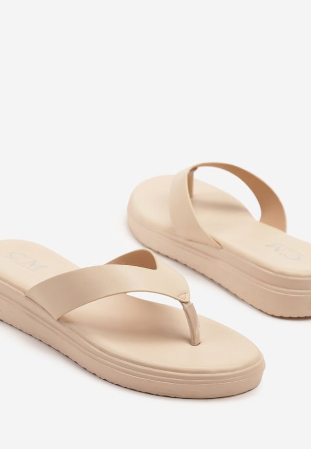 Renee - Beżowe Japonki na Grubej Podeszwie w Minimalistycznym Stylu Kinira. Kolor: beżowy. Sezon: lato. Styl: elegancki, klasyczny