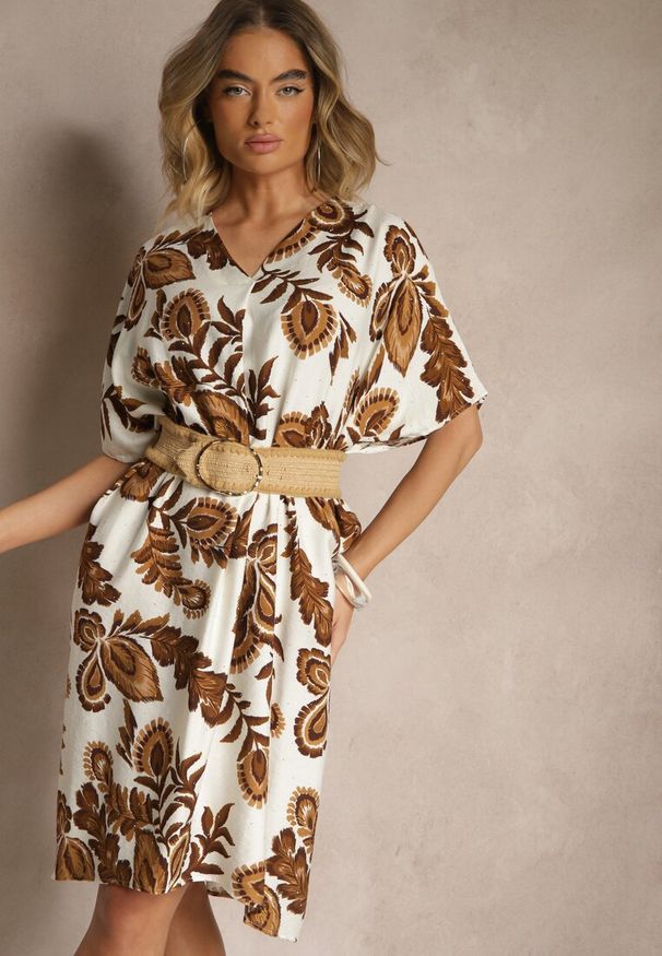 Renee - Brązowa Sukienka z Wiskozą Lnem i Cyrkoniami Sadevore. Kolor: brązowy. Materiał: len, wiskoza. Sezon: lato