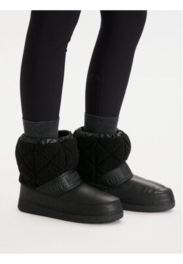 Love Moschino - LOVE MOSCHINO Śniegowce JA24412G0NISJ00A Czarny. Kolor: czarny. Materiał: skóra