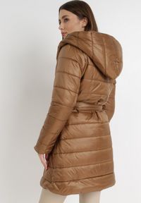 Born2be - Brązowa Kurtka Hometus. Kolor: brązowy. Materiał: jeans, materiał, tkanina, futro. Styl: klasyczny #4