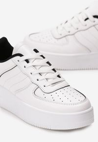 Born2be - Biało-Czarne Sneakersy Idahthera. Kolor: biały #4