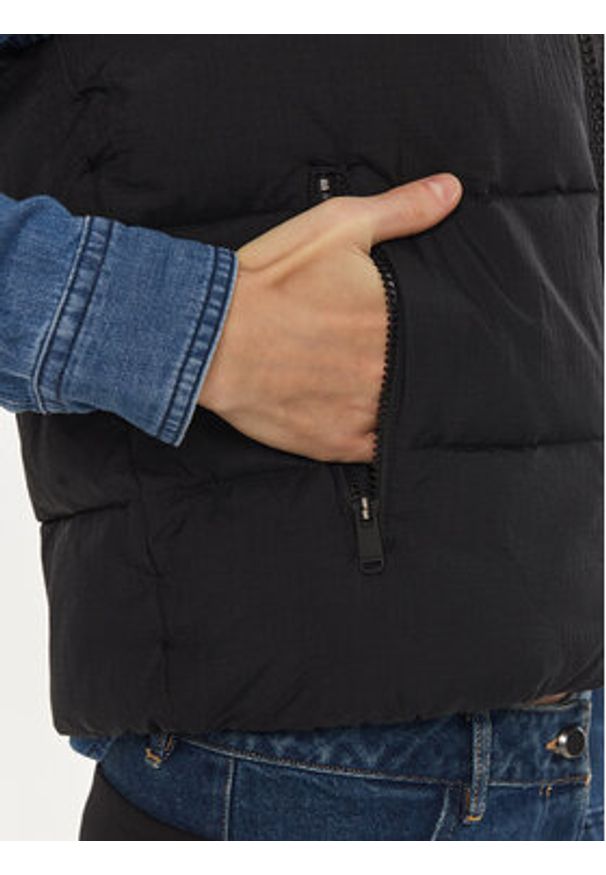 Calvin Klein Performance Bezrękawnik 00GWF4O510 Czarny Regular Fit. Kolor: czarny. Materiał: syntetyk. Długość rękawa: bez rękawów