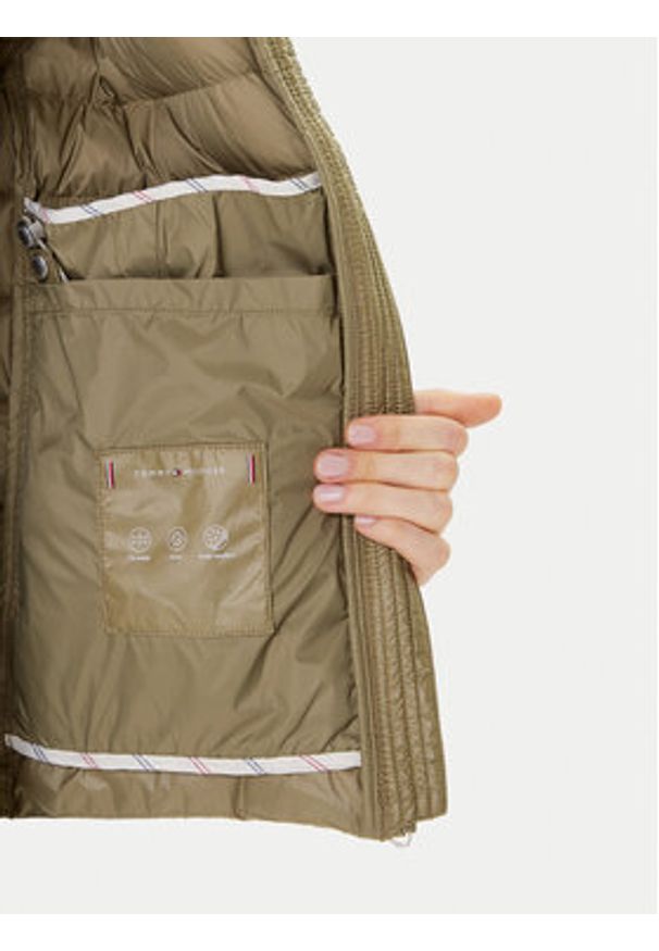 TOMMY HILFIGER - Tommy Hilfiger Bezrękawnik WW0WW45499 Khaki Regular Fit. Kolor: brązowy. Materiał: syntetyk. Długość rękawa: bez rękawów