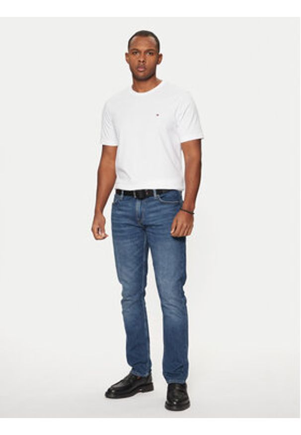 TOMMY HILFIGER - Tommy Hilfiger T-Shirt Essential MW0MW37267 Biały Regular Fit. Kolor: biały. Materiał: bawełna