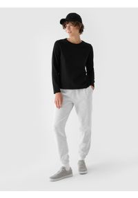 4f - 4F Longsleeve oversize gładki damski - czarny S. Okazja: na co dzień. Kolor: czarny. Materiał: dzianina, bawełna, jersey. Długość rękawa: długi rękaw. Długość: długie. Wzór: gładki. Styl: klasyczny, sportowy, casual